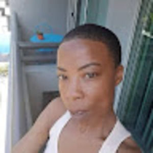 Meet your Posher, Alicia